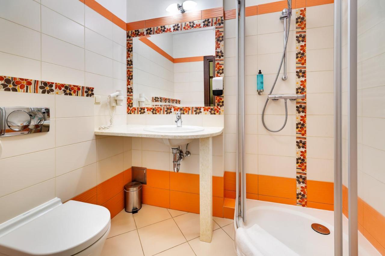 Hotel Pan Tadeusz 세로크 외부 사진